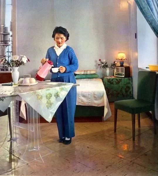 50年前的中国女性老照片：大方美丽，活力四射！