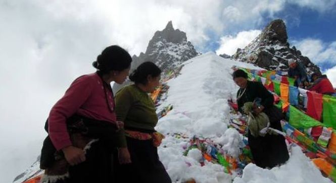 揭秘死亡禁地梅里雪山，17名中日登山员一夜之间离奇失踪！