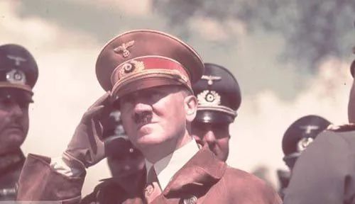 揭秘希特勒纳粹党的25点纲领，难怪当年会得到那么多人支持！