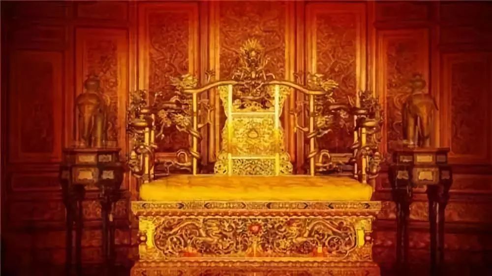 故宫龙椅传世500多年，为何还依旧金光闪闪？