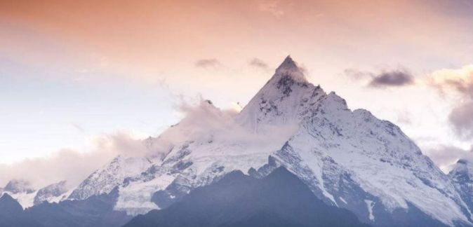 揭秘死亡禁地梅里雪山，17名中日登山员一夜之间离奇失踪！