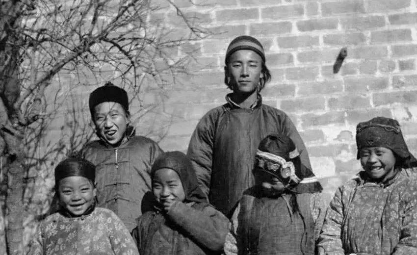 200年里，清朝人口是怎么从2千万增长到4亿多的？