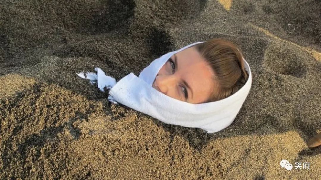 去海边玩，为什么千万不要把身体埋进沙子里？