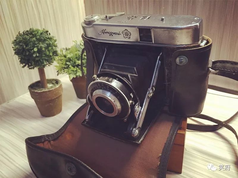 八十年代的照相机，放现在值多少钱？绝非金钱可以衡量！