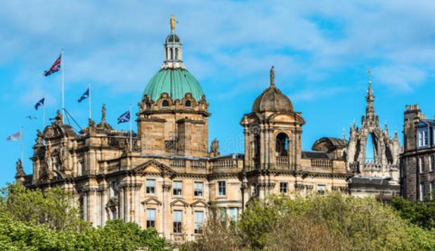苏格兰爱丁堡人均GDP约6万美元，这座城市到底有多发达？