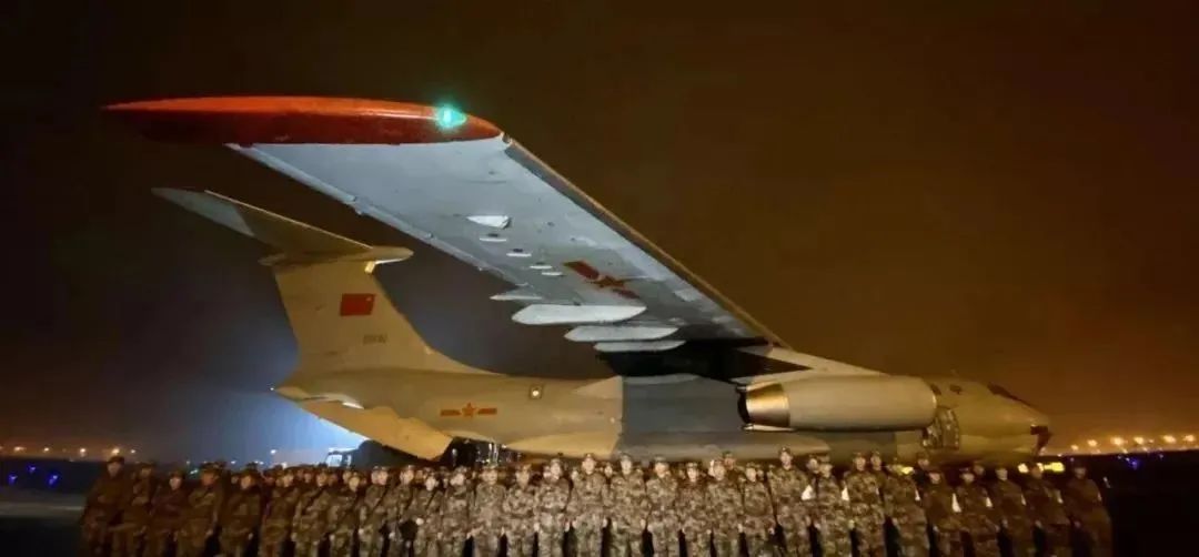 八一建军节，向可敬可爱的中国军人致敬！