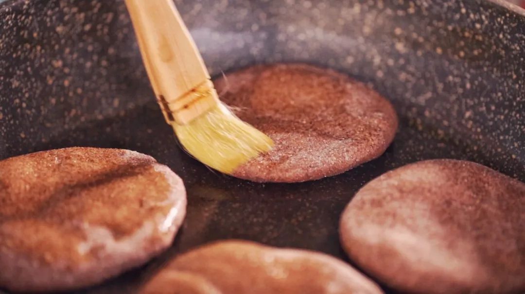 黑全麦红豆饼，无糖无油,有效降低三高,适合需要减脂减肥人群！