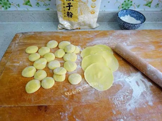 玉米面做的清香饺子，你吃过吗？