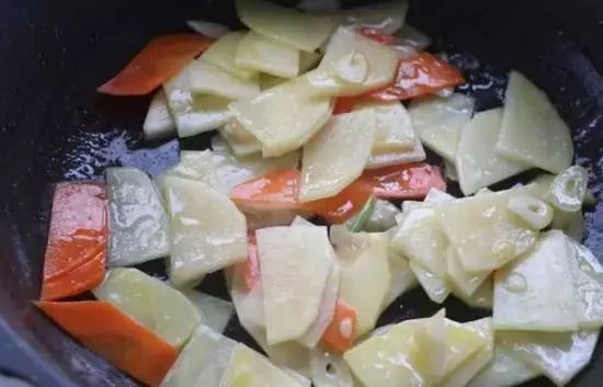 素炒青椒土豆洋葱，提高免疫力，简单又好吃，每次都光盘