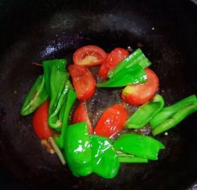 西红柿和它才是绝配，隔三差五吃，营养又美味
