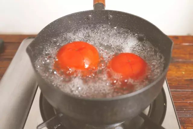 西红柿炒蛋少了这步，营养全浪费了，赶紧试试！