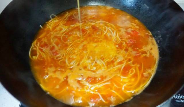 9种汤面做法，夜宵来碗面吧！