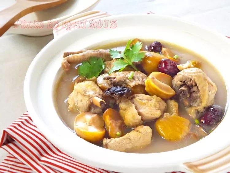 学会鸡汤的几种做法，滋补温暖你的整个秋天！