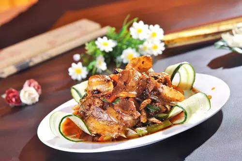回锅肉的4种家常做法，香而不腻，堪称下饭神器！