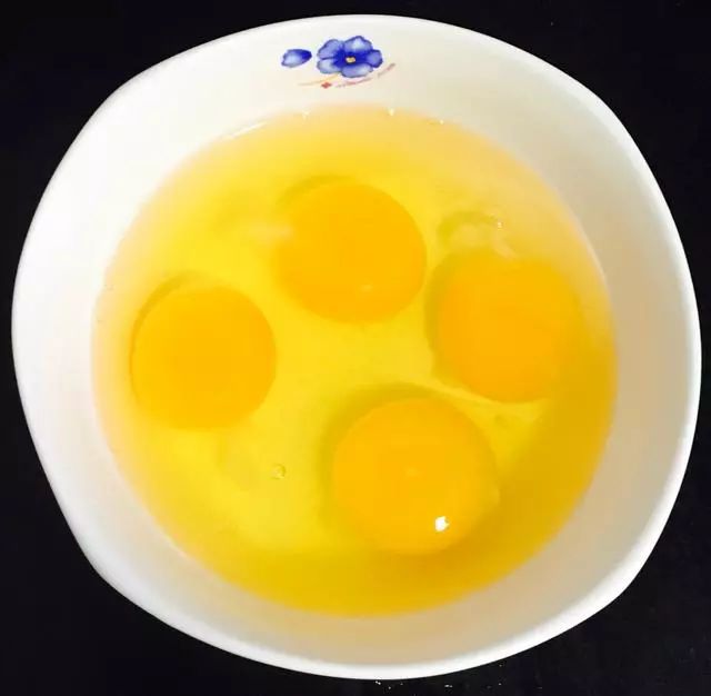 大白菜炒鸡蛋怎样做更好吃？这样做出来的白菜炒鸡蛋好吃又健康