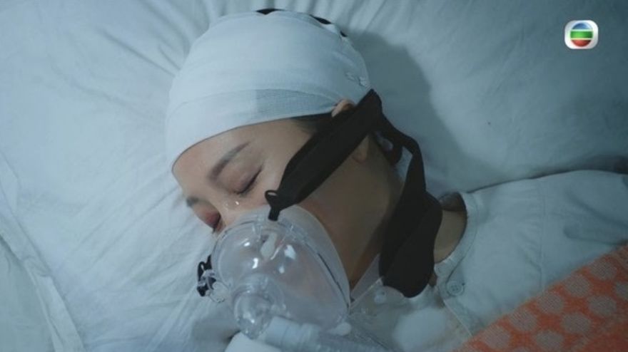 《法证4》病人氧气罩倒着戴！网嘲：TVB你真行！