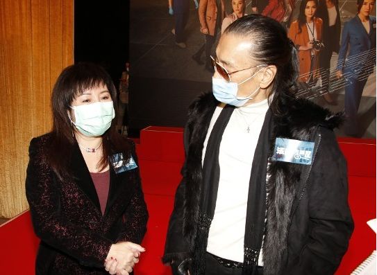 TVB新剧《法证先锋IV》举行记者会，宣布下周将播！剧组喜庆李施嬅39岁生日！