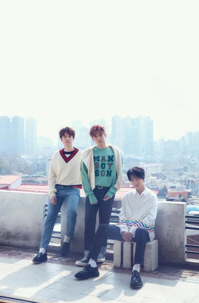 Super Junior-K.R.Y 公开迷你专辑亮点集锦　以成熟风格展现实力！