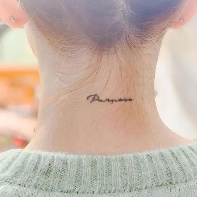 太妍公开颈后纹身照片 寓意深刻：「不想没有目的和意义地生活」