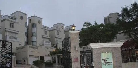 港媒曝TVB小花20亿豪宅，拥有无敌维港海景，有钱都未必买到