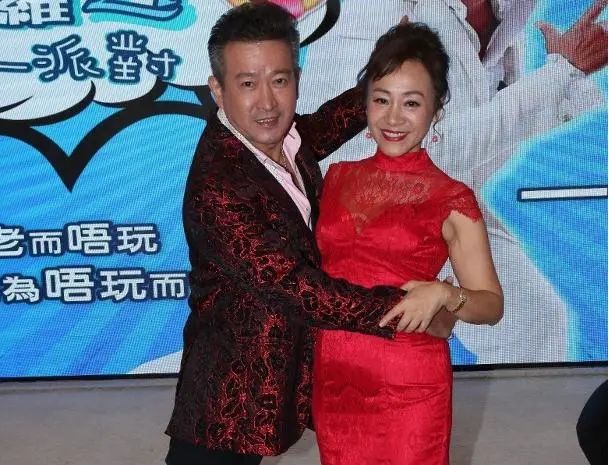 TVB紧急宣布封电视城！香港女歌手首例确诊后又有三人感染，近百人需检测