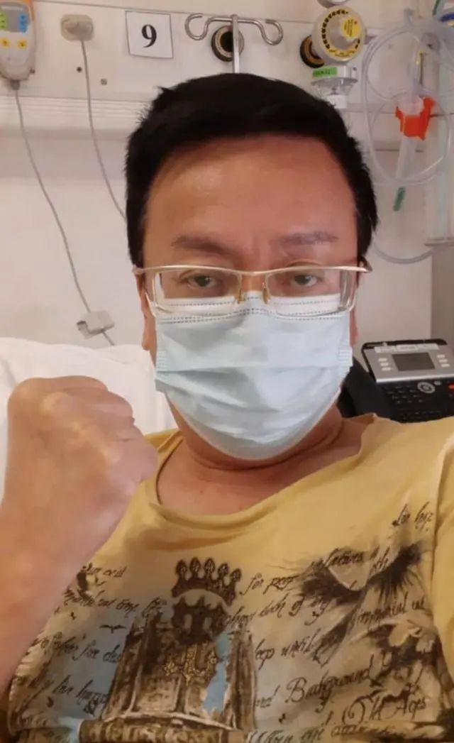 59岁TVB艺人刘少君确诊11天后康复出院，仍不敢回家暂住酒店疗养