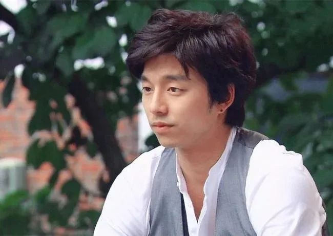 热门韩剧《咖啡王子一号店》13年后重聚的对比照，变化最大的人是谁～！？