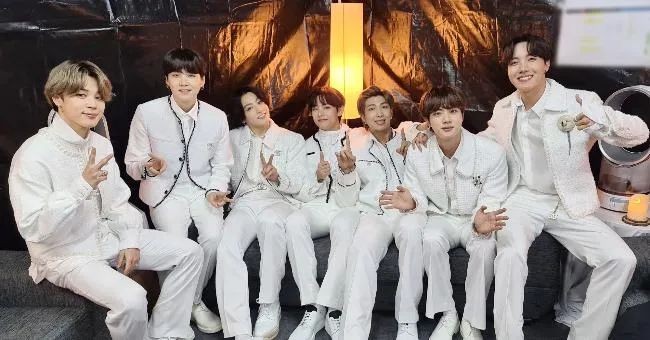 BTS防弹少年团横扫 Spotify 年末排行榜　列队占领「男团歌曲榜」前 17 名！