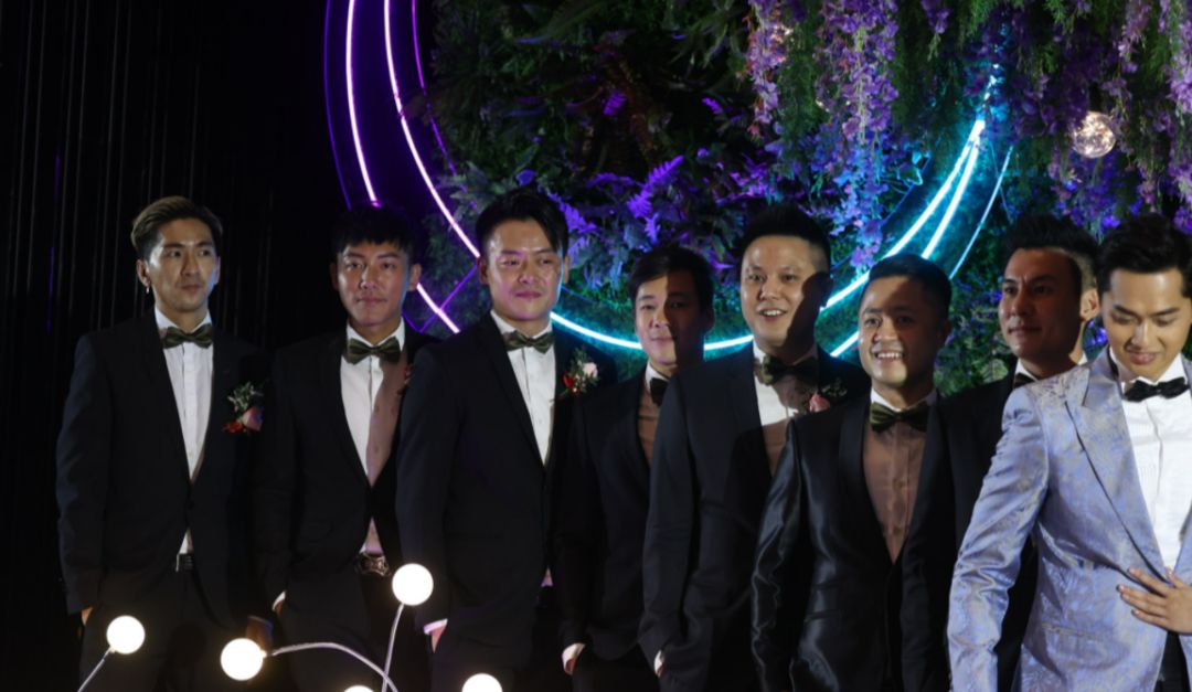 恭喜！37岁TVB男星与歌星太太补摆喜宴！现场众星云集，犹如台庆阵容