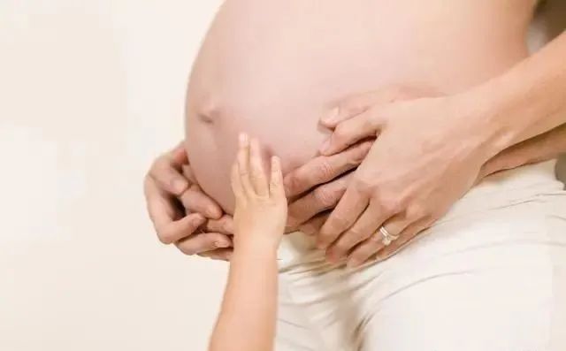 孕期，孕妈身体若有这3种“变化”，可能是怀了位“健康男宝”