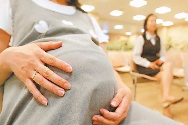 在孕期，“怀男宝”的孕妈在孕检时，多数有几种症状，来自测一下