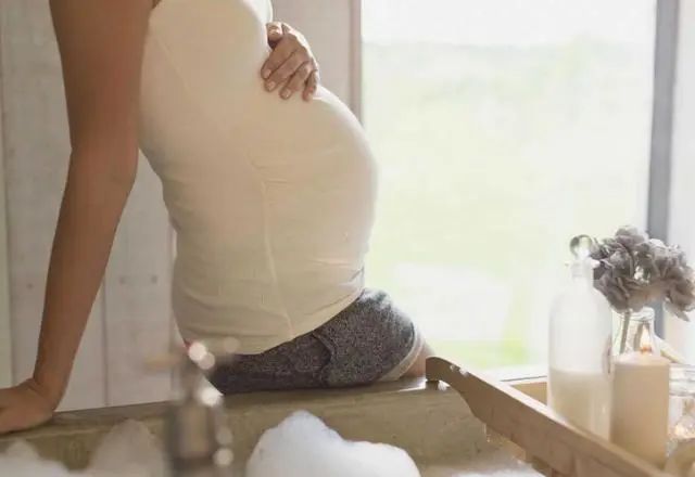高智商的胎儿在孕肚时就有这些特征，你家娃占几条？