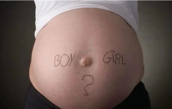 产后妈妈总结：6大不同症状告诉你生男生女！
