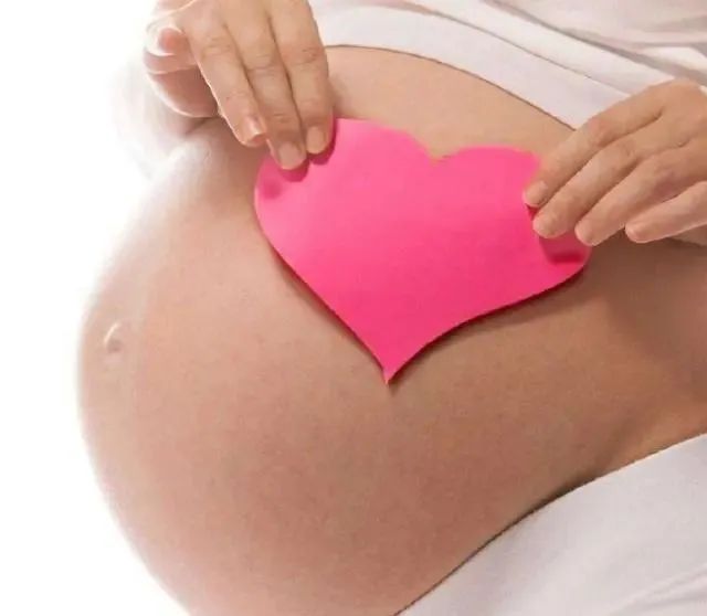 怀孕期间，肚脐外翻是生男孩吗？看过来人怎么说