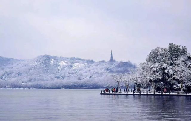 「诗词鉴赏」十首冬景的诗词，冬天的景色，在最美的诗词里