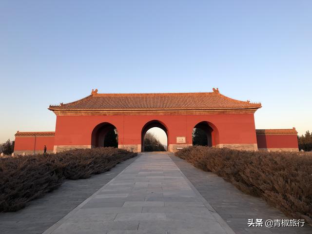 北京的名胜古迹有哪些?分别用英语说一下（北京的名胜古迹有哪些?）