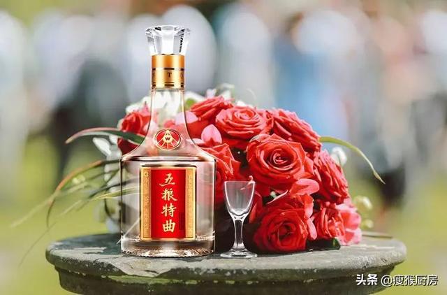 52度五粮液酒价格表和图片及价格表（52度五粮液价格表和图片代一龙）