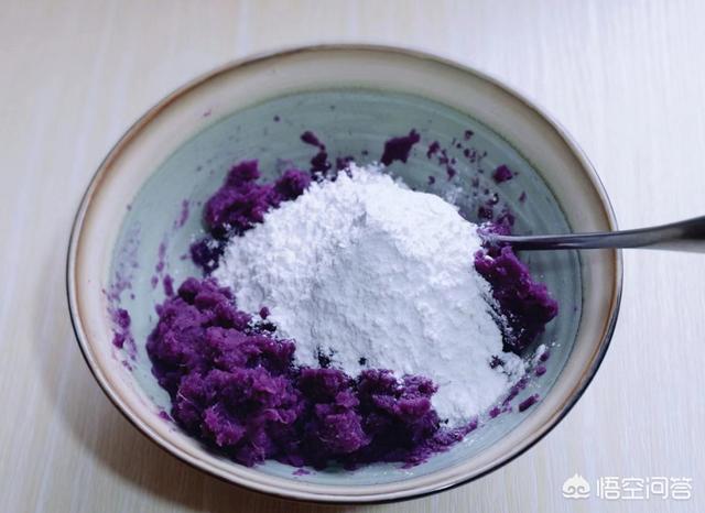 紫薯饼的做法大全简单做法（紫薯的做法大全简单做法视频花样）