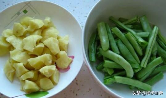 扁芸豆炖土豆的家常做法（排骨芸豆炖土豆的家常做法窍门）