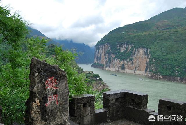 长江三峡是哪三峡组成（长江三峡指哪三峡）