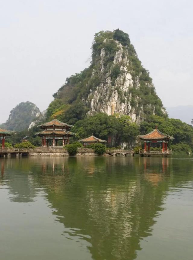 肇庆七星岩好玩还是鼎湖山好玩（肇庆鼎湖山好玩吗）