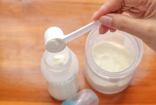 中国婴儿奶粉排行榜10强名单有哪些（婴儿奶粉排行榜10强名单国产）