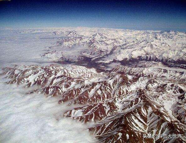 世界上最长的山脉是哪座山脉（世界上最长的山脉是哪座山脉）