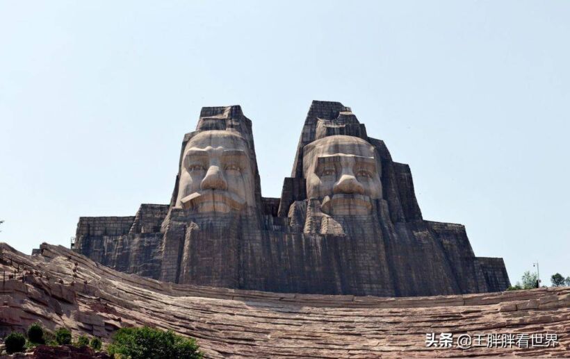 中国拥有世界十大神像中的三座，自由女神像居然是其中最矮的那座