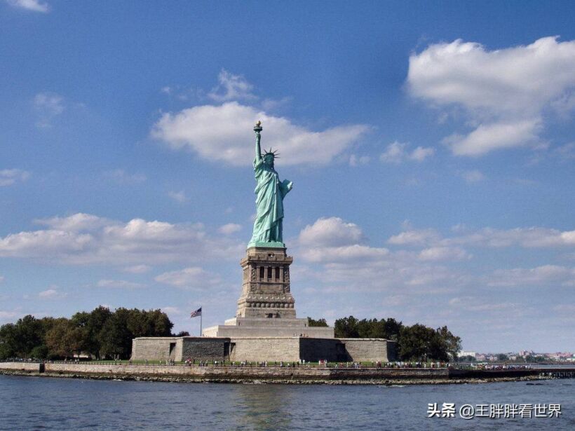 中国拥有世界十大神像中的三座，自由女神像居然是其中最矮的那座