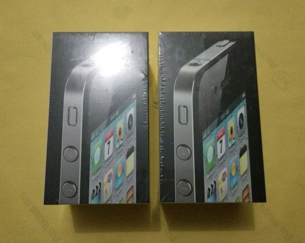 网友出售两台二手iPhone4，要价3038元，是有原因的！
