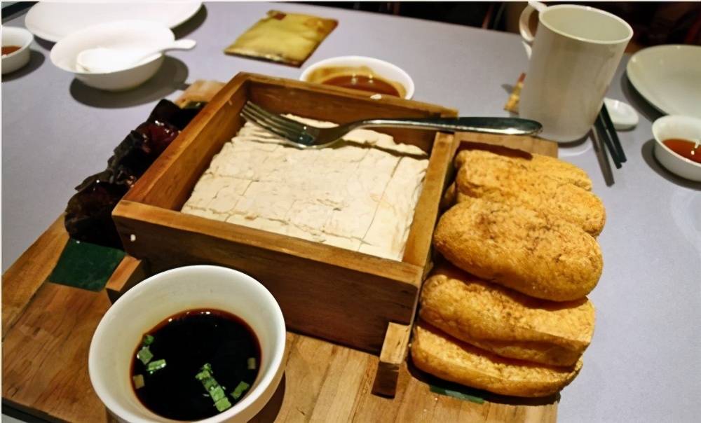 宁波旅游，这9大特色美食不容错过，让你品味当地独特的饮食文化