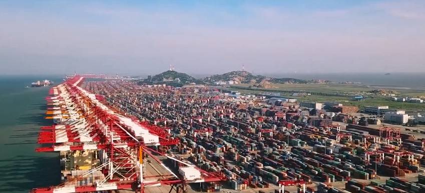 上海耗资700亿建造的洋山港，不归上海管辖，而归浙江管辖