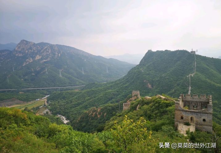 北京怀柔，徒步登山，长城遍布，山中的隐秘幽谷，却能露营烧烤
