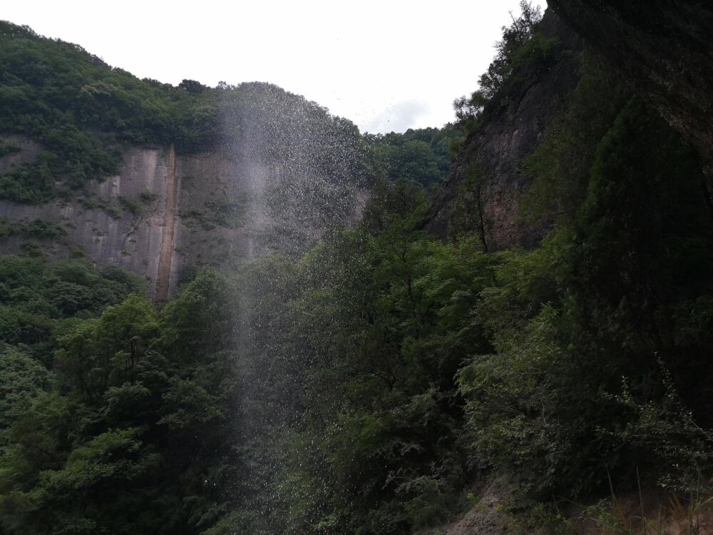 溪山胜境 夏日好清凉